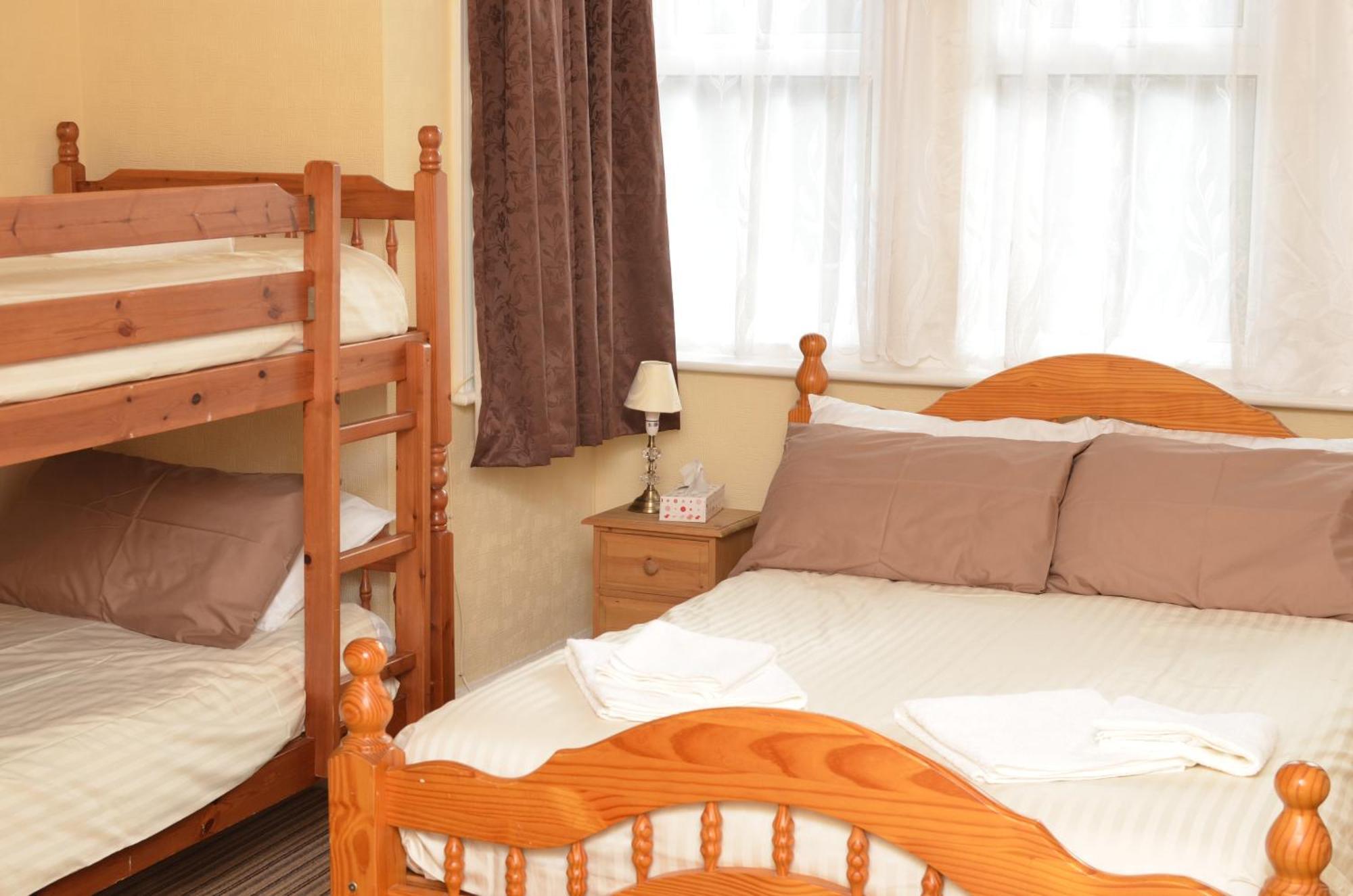 Chandos Premier Фолькустоун